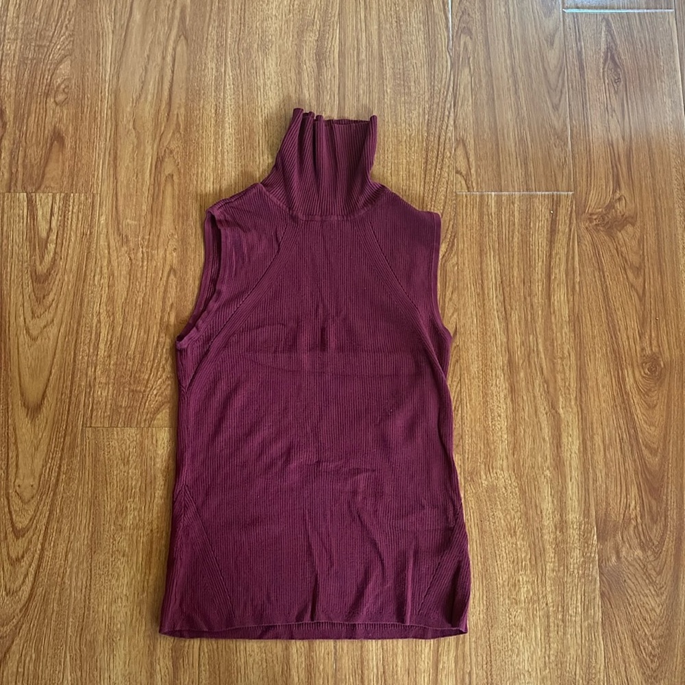Turtle neck tank